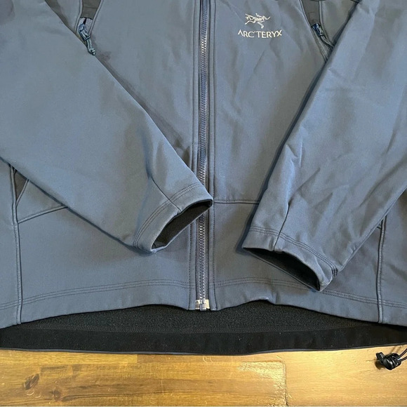 Arc’teryx Gamma SV Jacket Full Zip - Picture 9 of 15